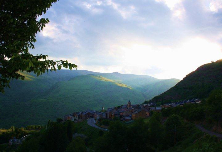 Llesuy Casa Rogel旅馆 外观 照片