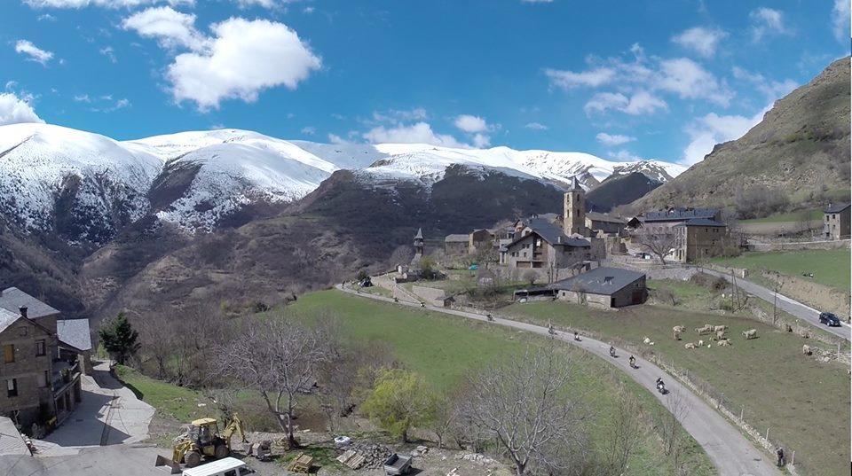 Llesuy Casa Rogel旅馆 外观 照片